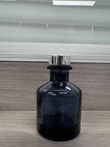 [M0000798] Diffuser Glass 50 Ml Semi Transparent Blue With Alu Plug